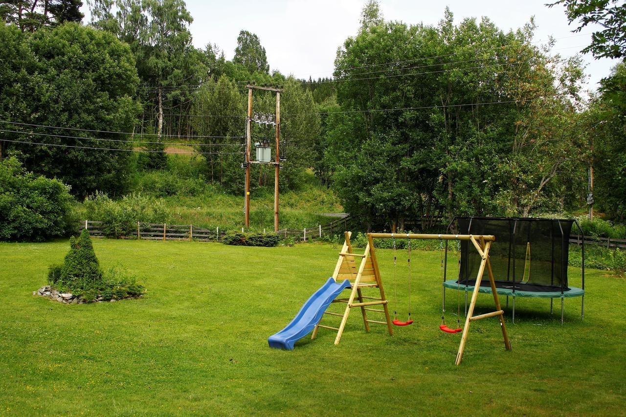 Camp Sjusjoen Hotel Mesnali Kültér fotó